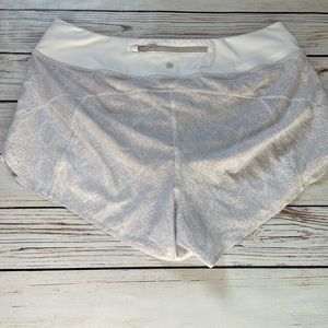 Athleta Run With It 3” Shorts